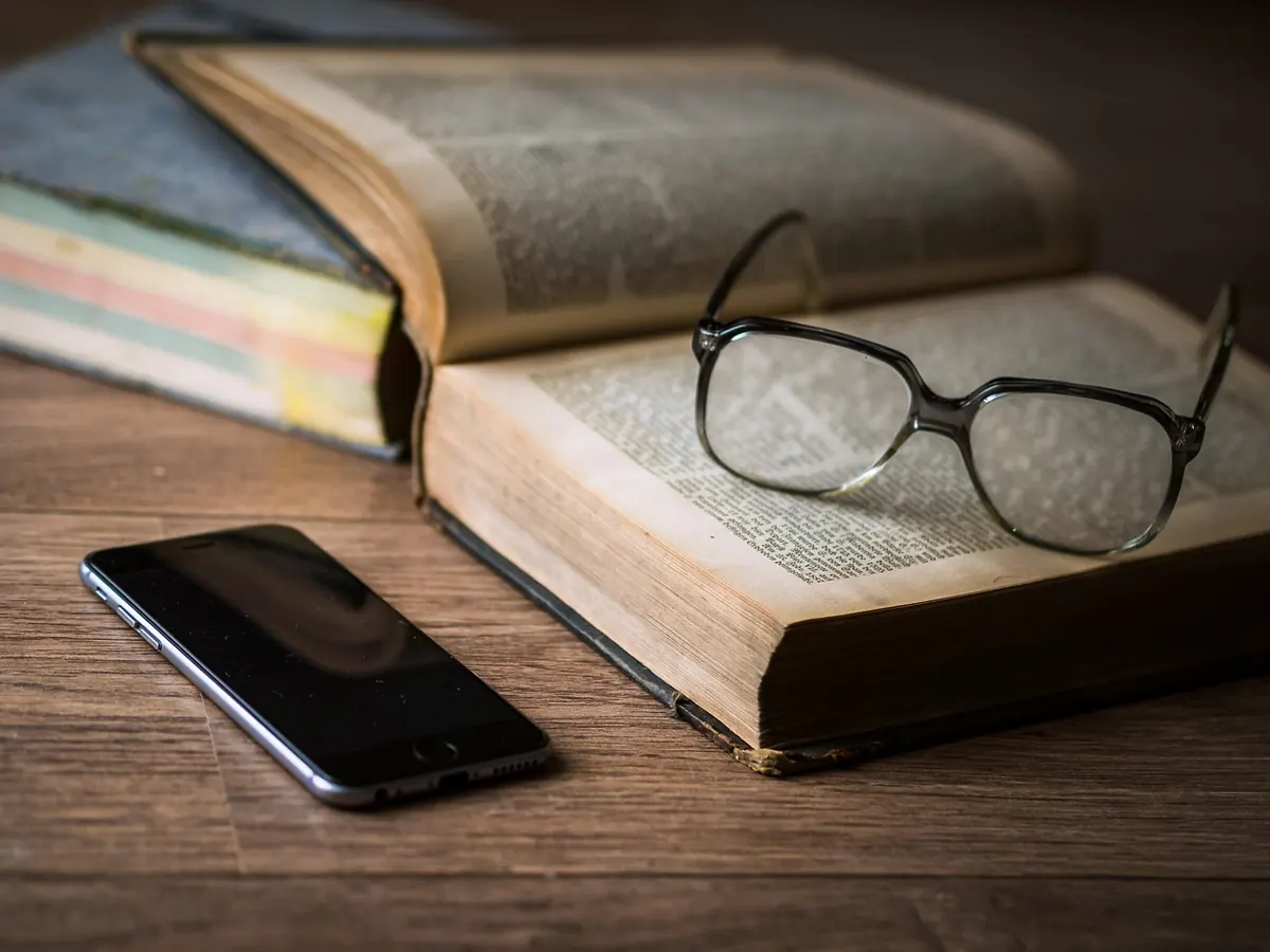 Flash Fiction vs. Micro Fiction: What's the Difference and Which Should You Write?